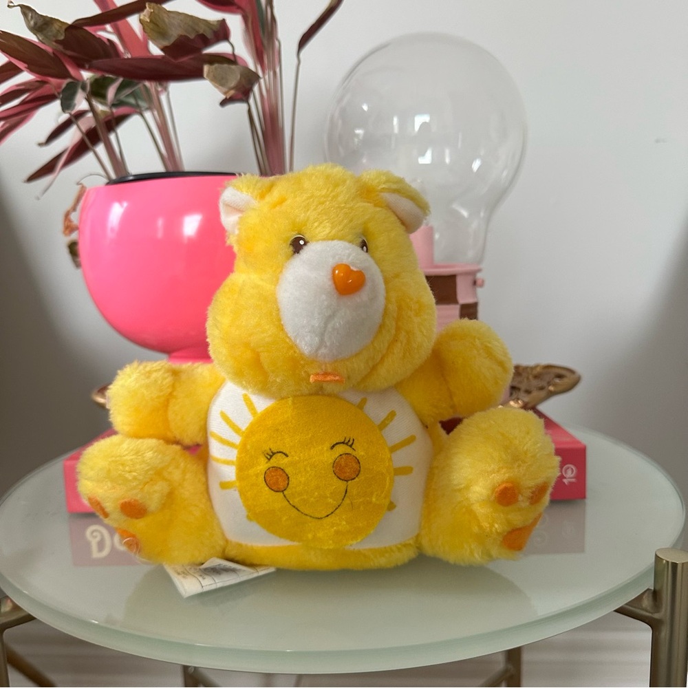 1984 American Greetings Care Bears Plush Bank Funshine Bear. A+ Vintage conditio